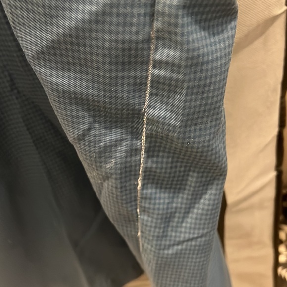 PGA shorts size 52 used in good condition still. - Picture 3 of 6